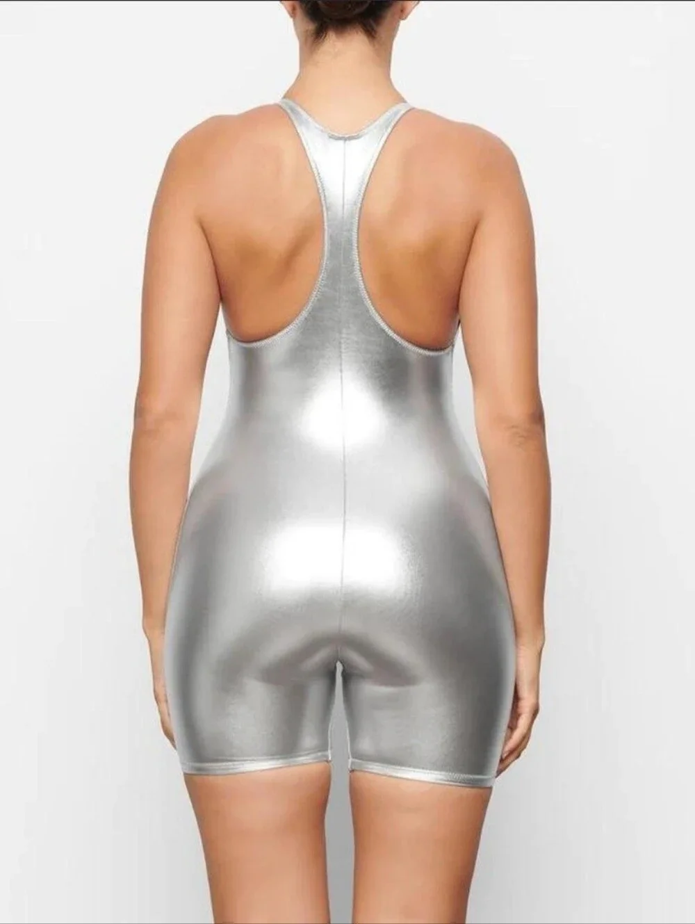 SKIMS nwt silver
